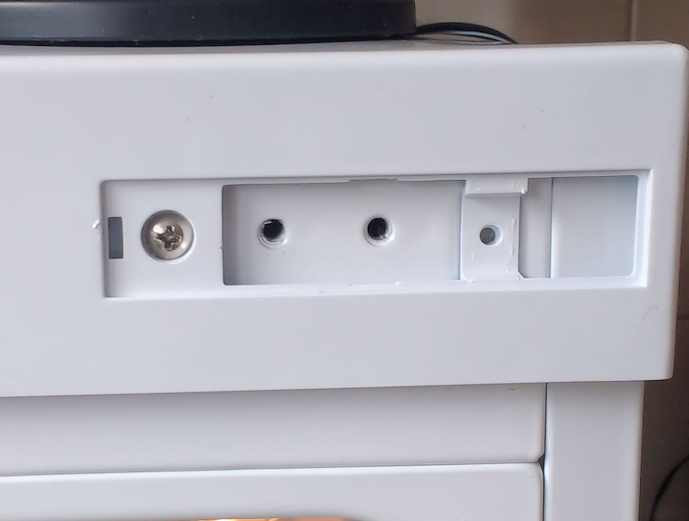 Brand new fridge, door top seal not sealing Page 1 Homes, Gardens