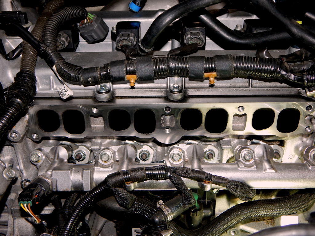 Mazda 3 Service Manual: Fuel Injector Inspection Mzr 2.0, Mzr 2.5 Mazda 3 Service Manual: Fuel Injector Inspection Mzr 2.0, Mzr 2.5