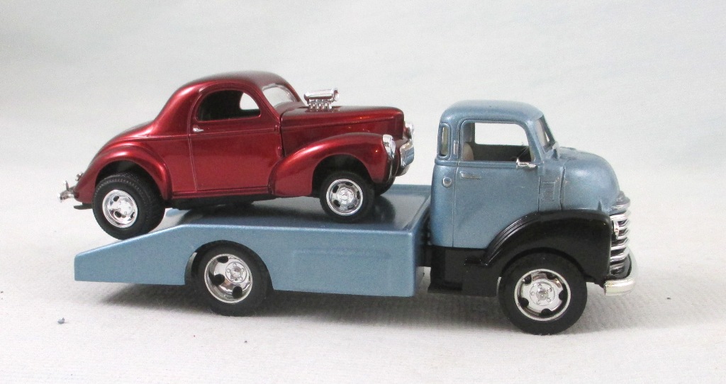 Ertl50ChevyCOECustomRS-vi.jpg