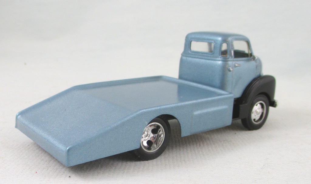 Ertl50ChevyCOECustomRR2-vi.jpg
