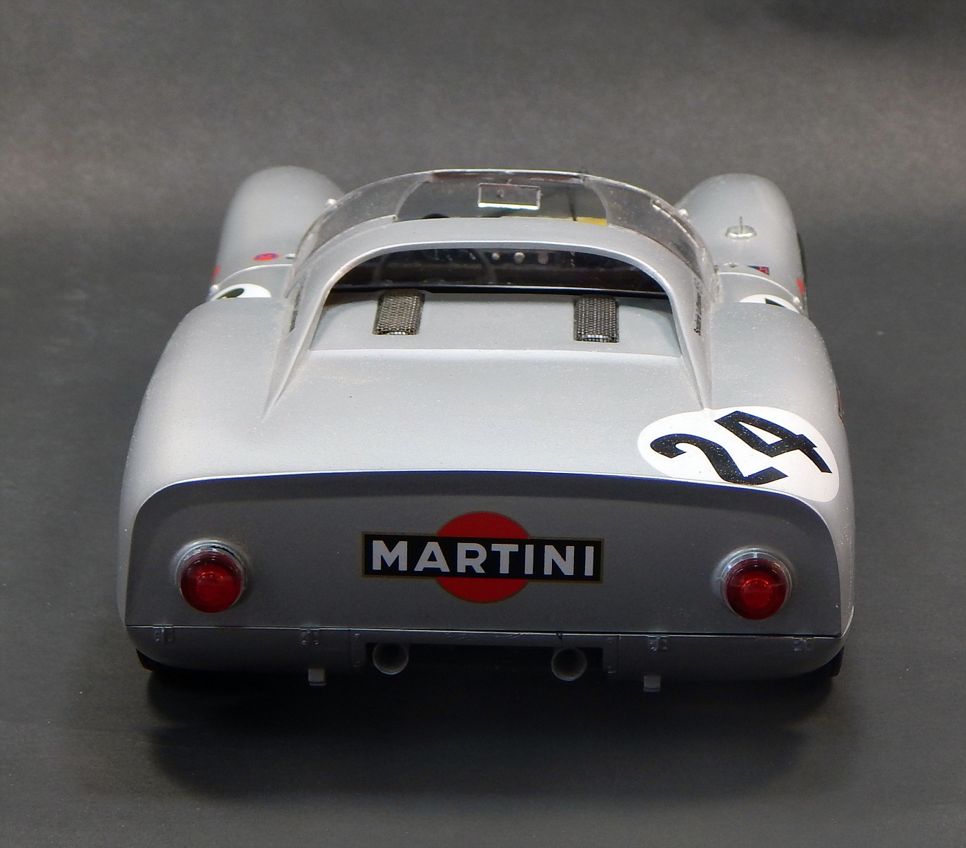 Porsche910_d-vi.jpg