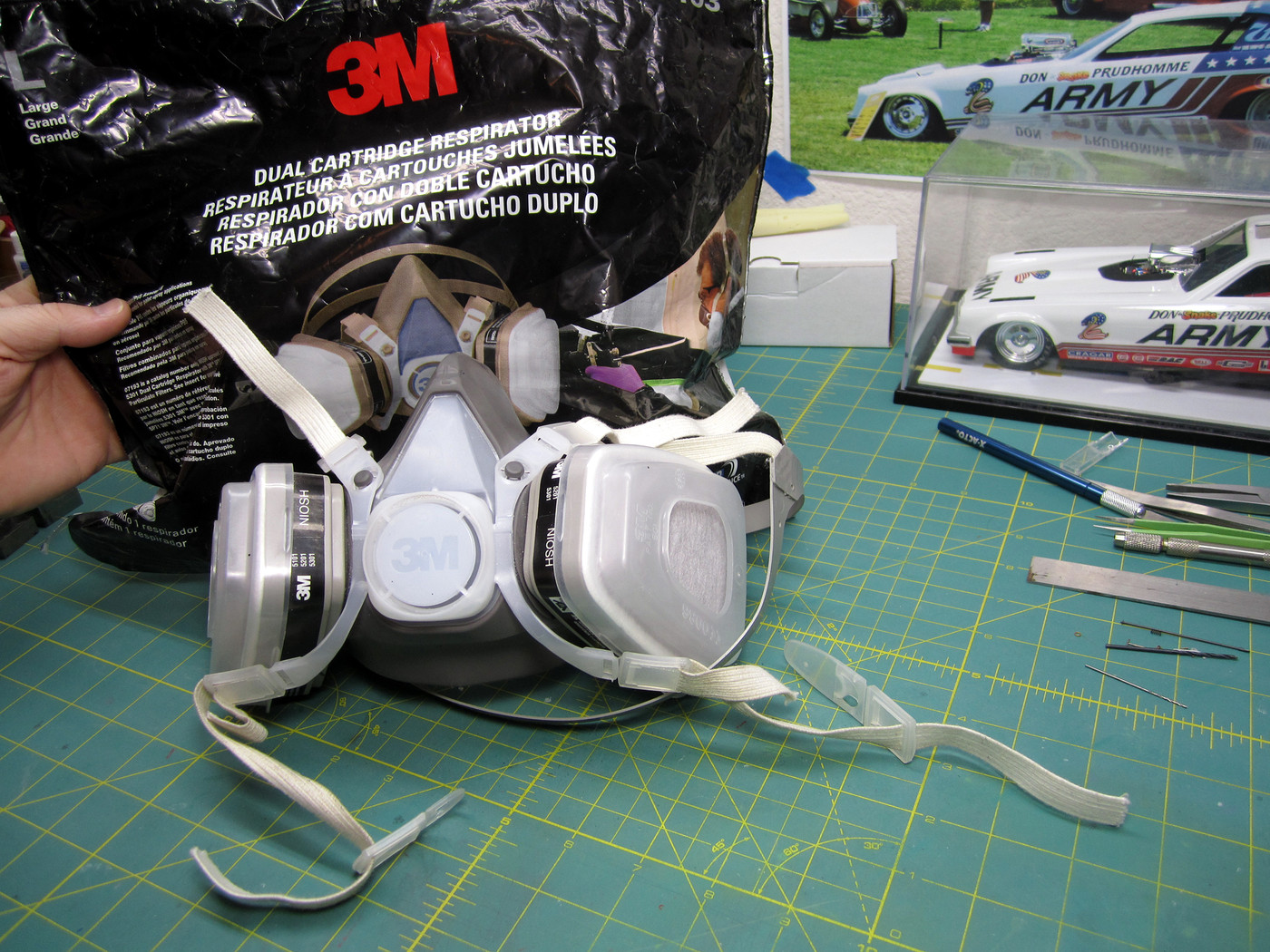 3MRespirator2-vi.jpg