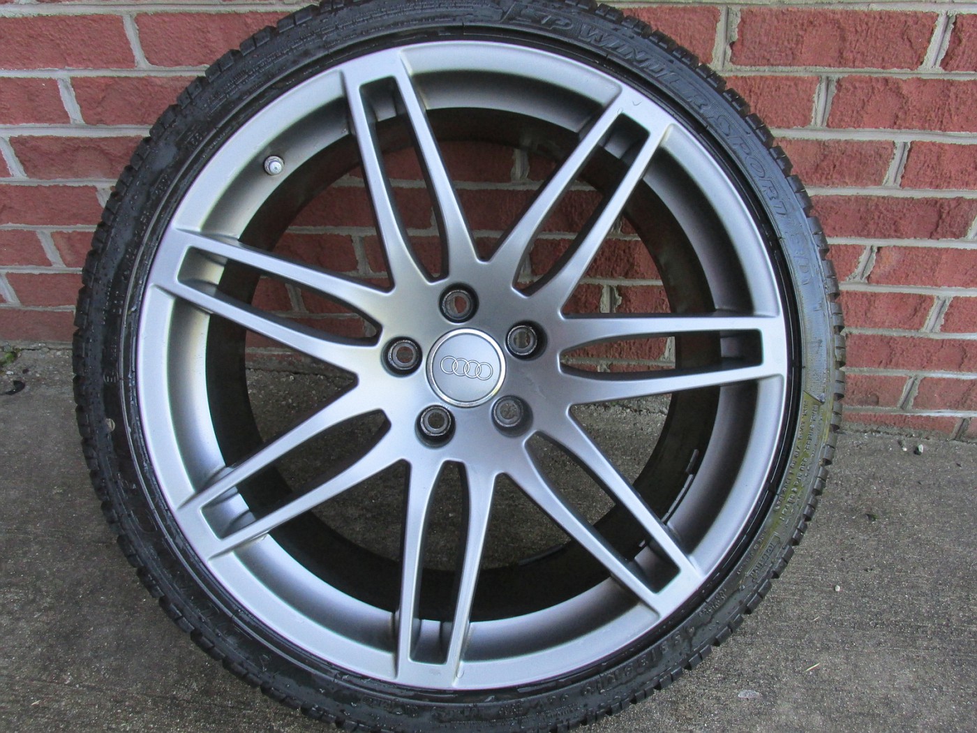 Quattroworld.com Forums: OEM B7 RS 4 Titanium 19x9 Wheels With Center ...