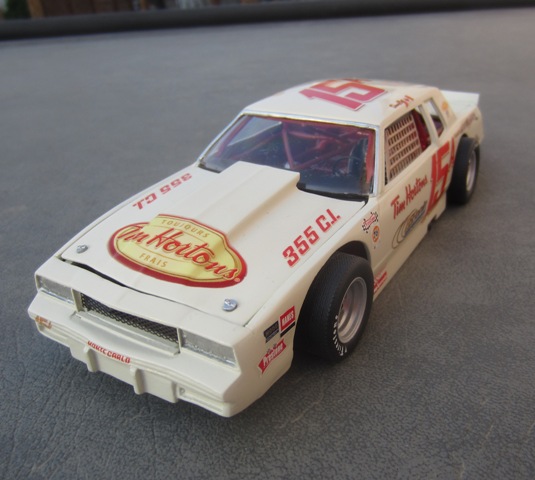 1985 Chevrolet Monte Carlo LS série ACT (LMS) "Tim Horton #15A" 385-vi