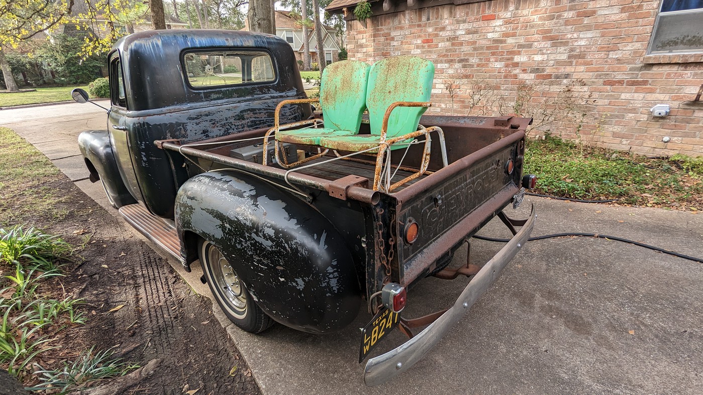 Features HOT ROD CHRISTMAS Page 3 The H A M B