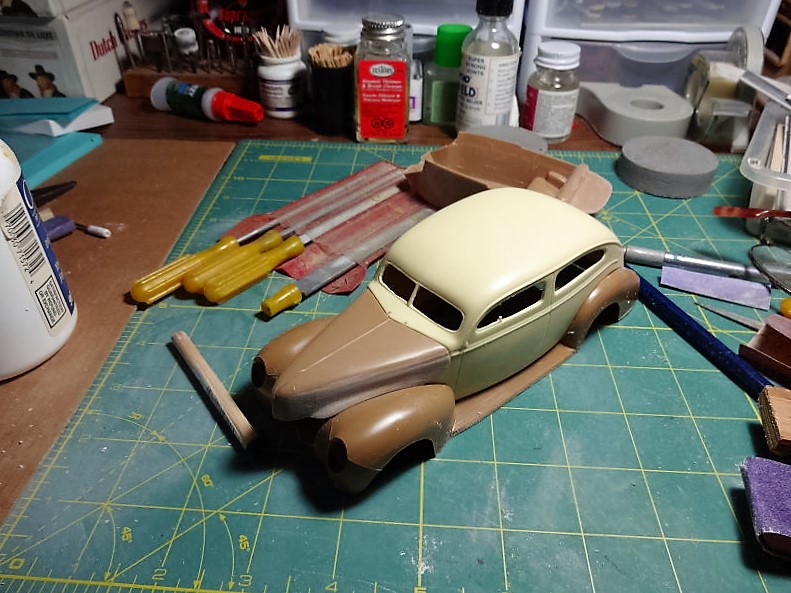 AMT '39 Ford Sedan | Traditional Rod and Kustom in scale