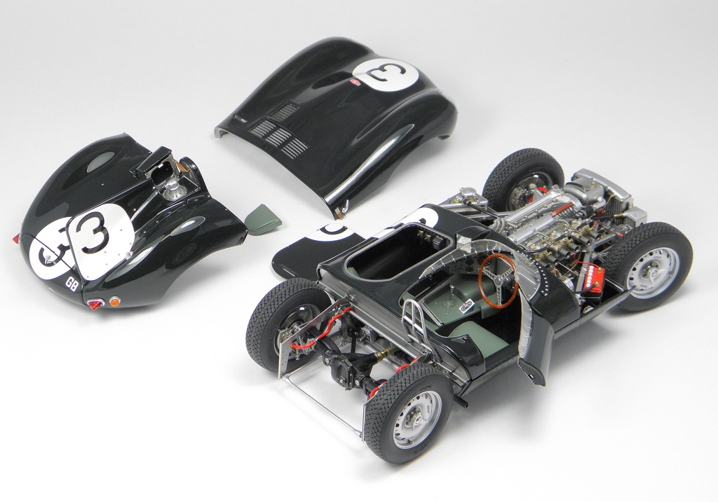 自動車 Exoto XS Jaguar D-Type 1/18 #3 Exoto XS Jaguar D-Type 1/18 #3 Exoto's D-Type Short Nose