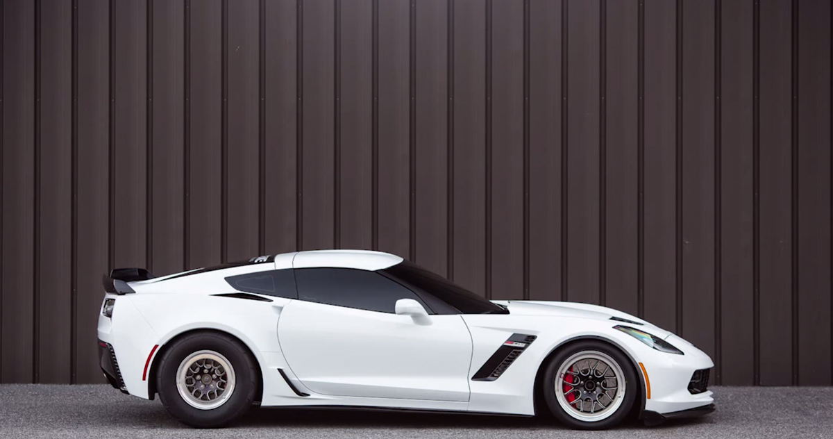 View the topic Improving Maisto's 1/24 C7 Corvette Z06. 