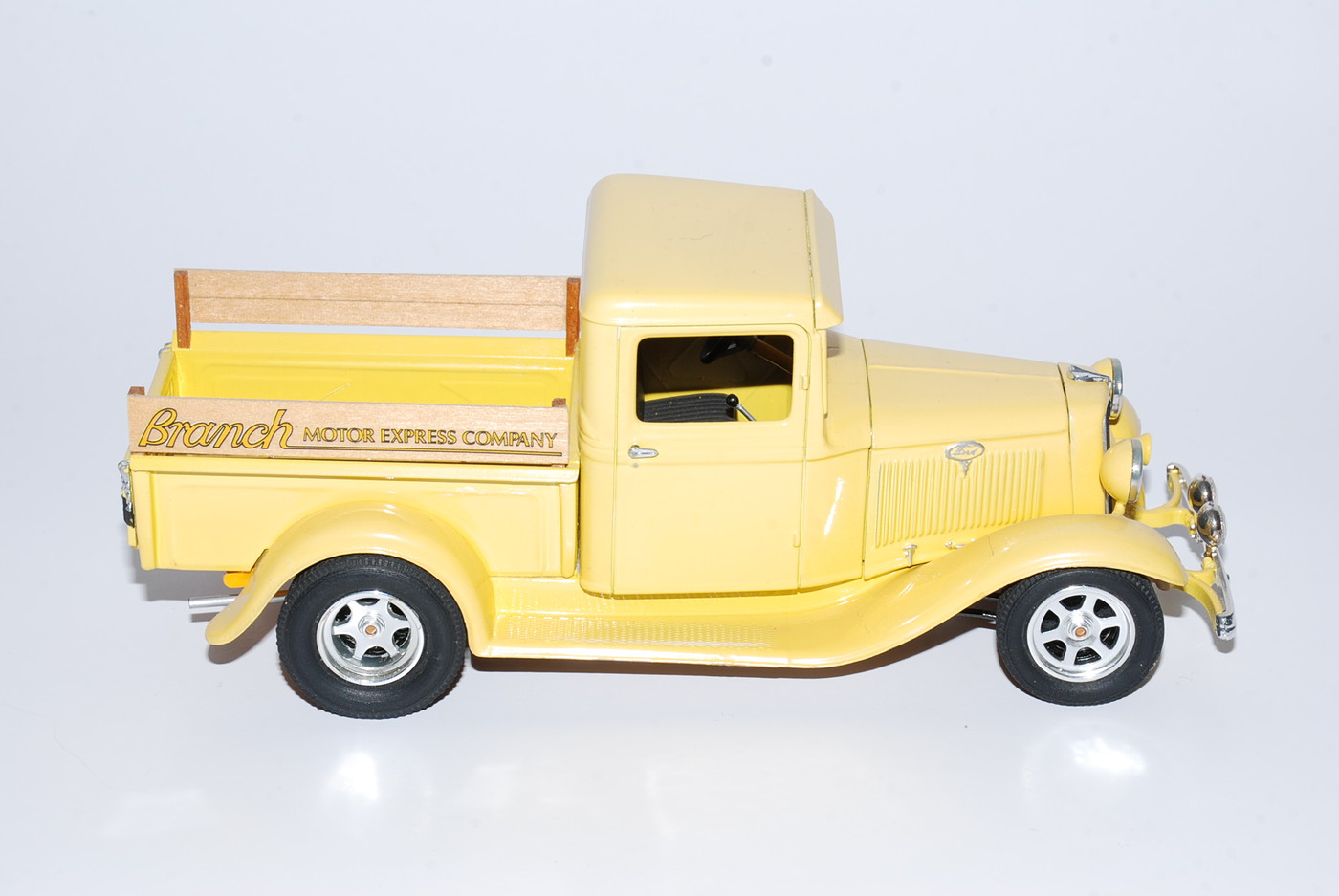amt 1934 ford pickup