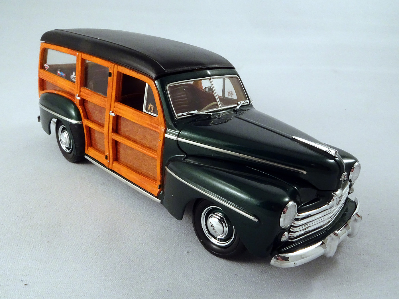 1:18-Scale Steelers 1948 Ford Pickup Truck Sculpture