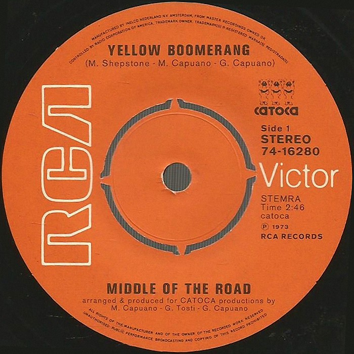Middle of the Road Yellow Boomerang Holland side 1