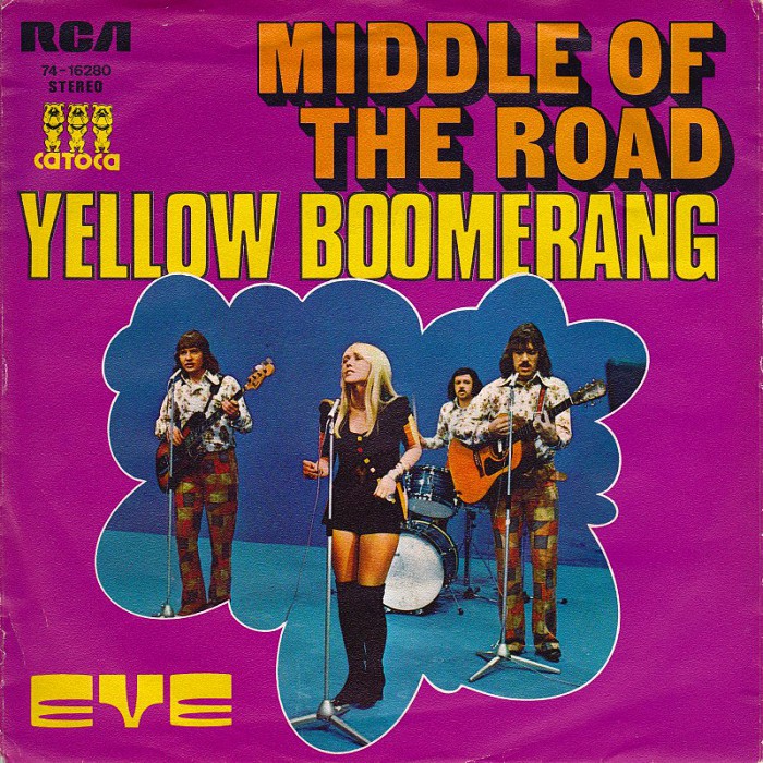 Middle of the Road Yellow Boomerang Holland front