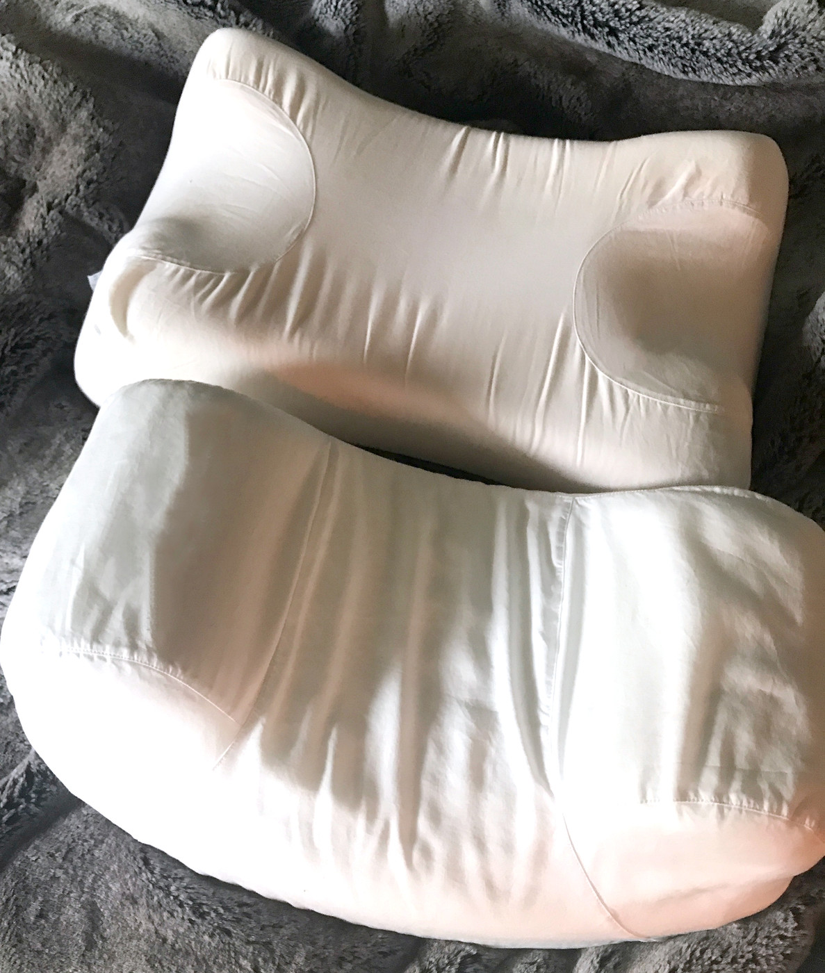 The Aula Pillow With A Pillowcase - Sleep And Glow