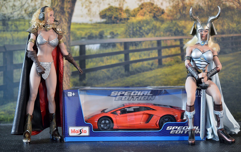 Wilma & Valkyrie today's shows topic is on diecast cars *Photo Heavy* 2v2HkpJEqxAChVk