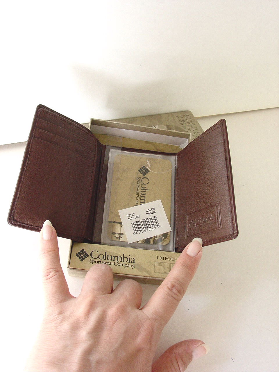Buy Columbia Men's RFID Trifold Wallet Online UK | Ubuy