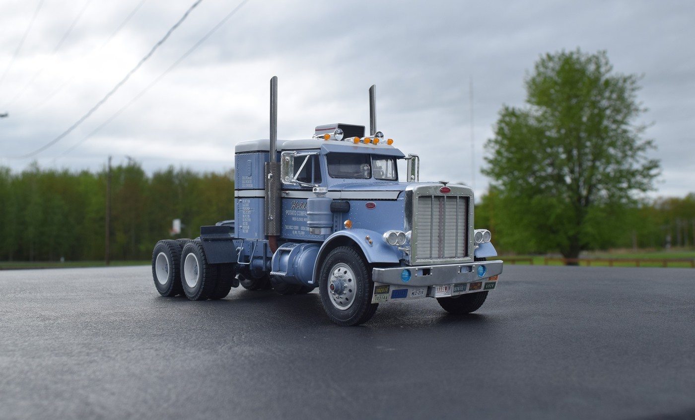 Peterbilt 359 and Fruehauf reefer trailer - Model Trucks: Big Rigs and ...