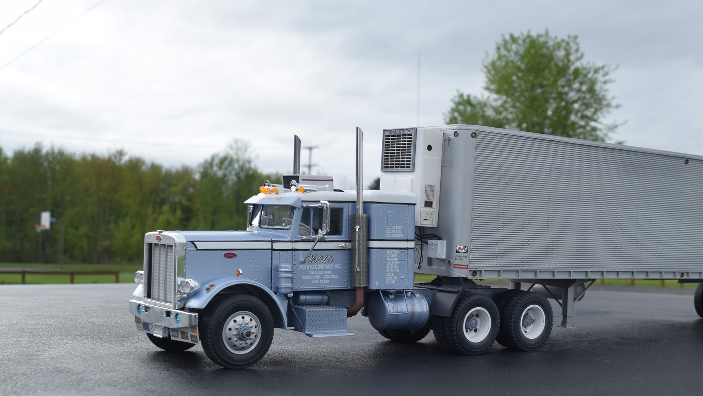 Peterbilt 359 and Fruehauf reefer trailer - Model Trucks: Big Rigs and ...