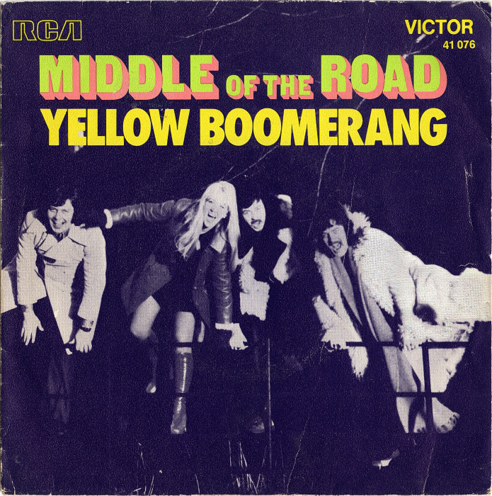 Middle of the Road Yellow Boomerang France front