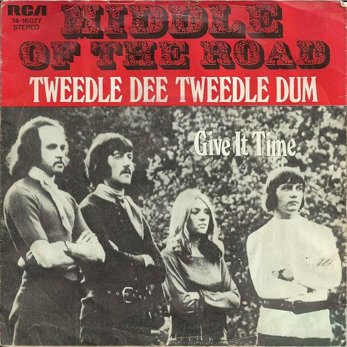 Middle of the Road Tweedle Dee Tweedle Dum Holland front