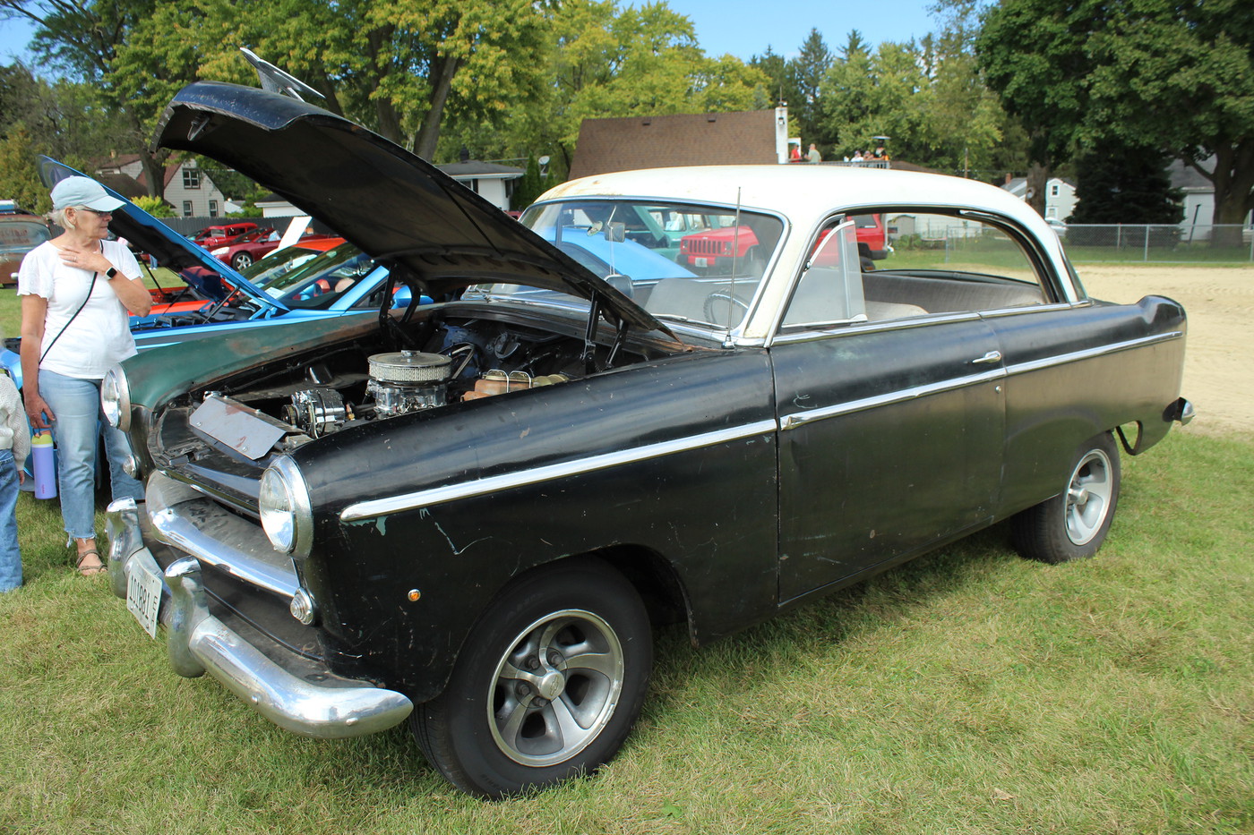 Fresh small town car show photos.... Images from the Fall Festival Car