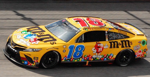 #18 M&Ms Kyle Busch 2022 Darlington Throwback JWTBM - JWTBM - JWTBM ...