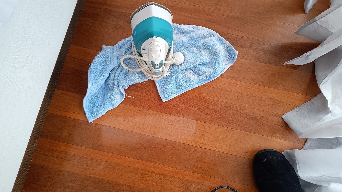 Wooden floor Steam Mop damage, can this be repaired ? Page 1 Homes