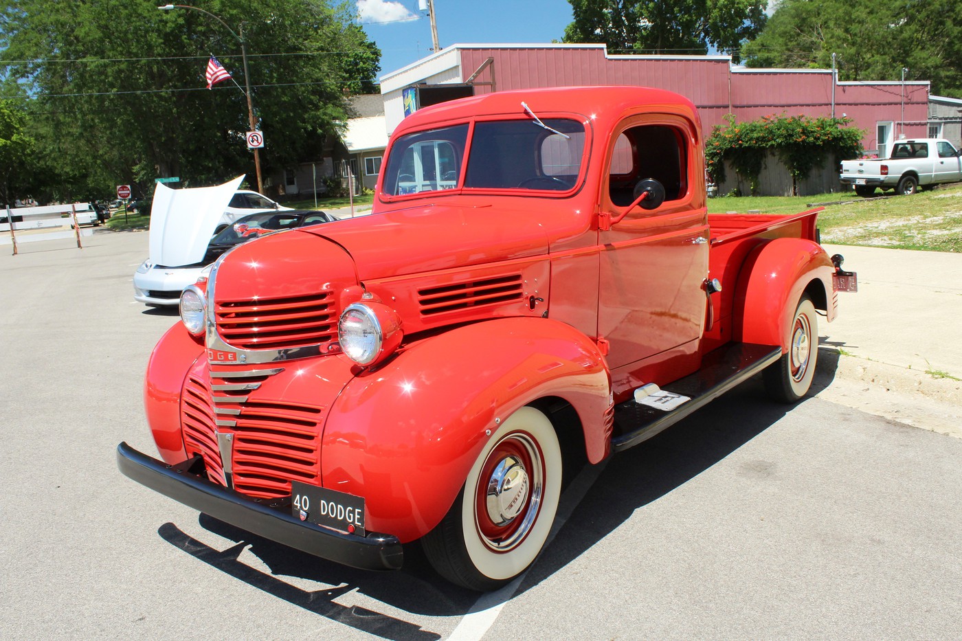 This evening I offer you a Sunday doubledip of fresh car show photos