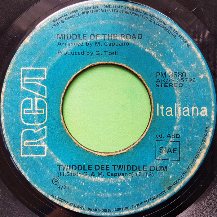 Middle of the Road Twiddle Dee Twiddle Dum Italy side 1
