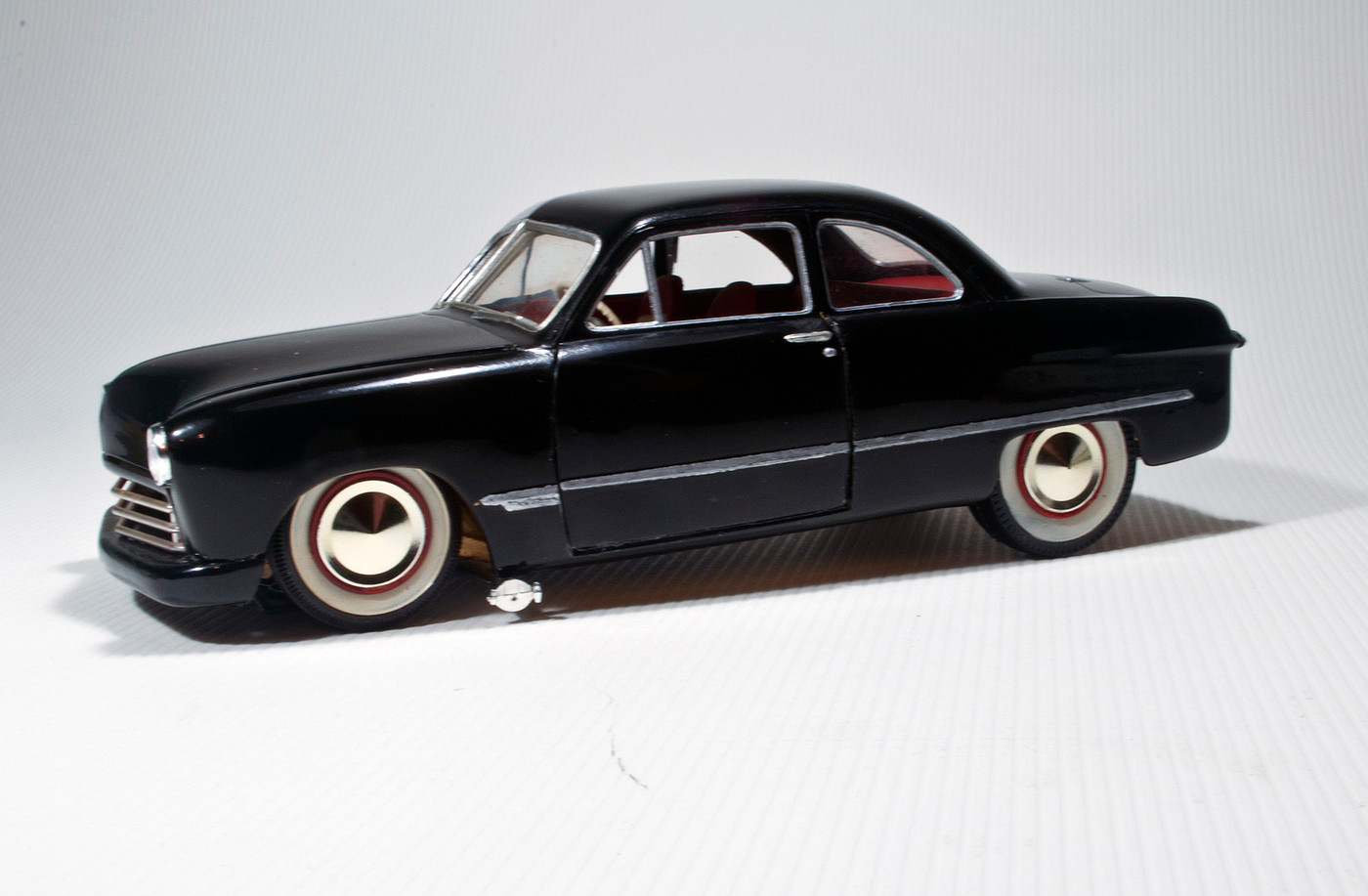 amt 1949 ford coupe gas man