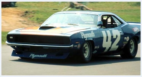 42/48 Dan Gurney Trans Am Plymouth Barracuda Powerslide